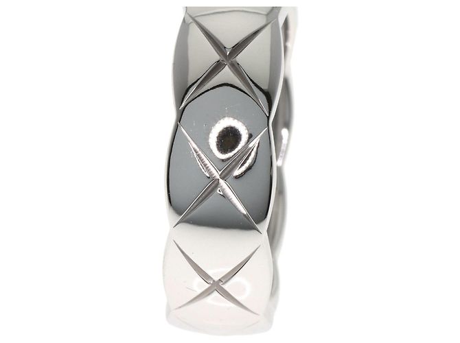CHANEL Coco Crush Medium Ring in 18K White Gold - view 8