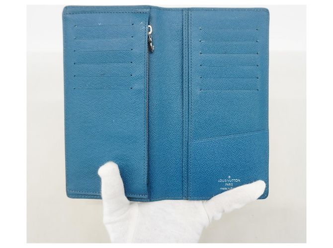 Brazza Louis Vuitton Epi Leather Long Wallet Light blue - view 3