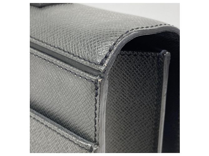 Borsa Laguito Taiga Louis Vuitton Grigio - vista 9
