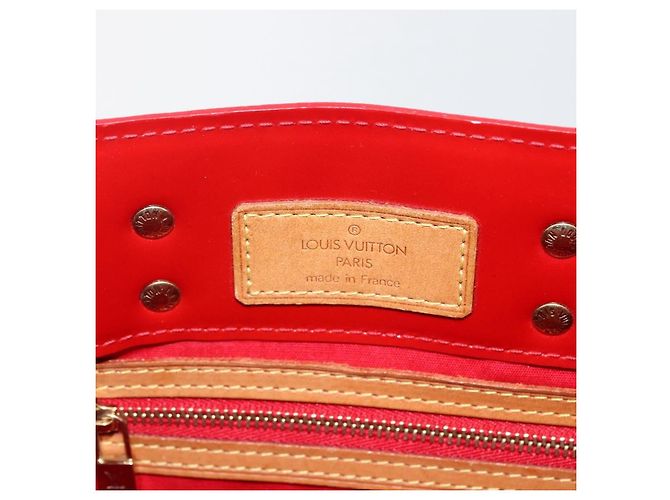 Borsa Reade Monogram Vernis PM di Louis Vuitton Rosso - vista 6