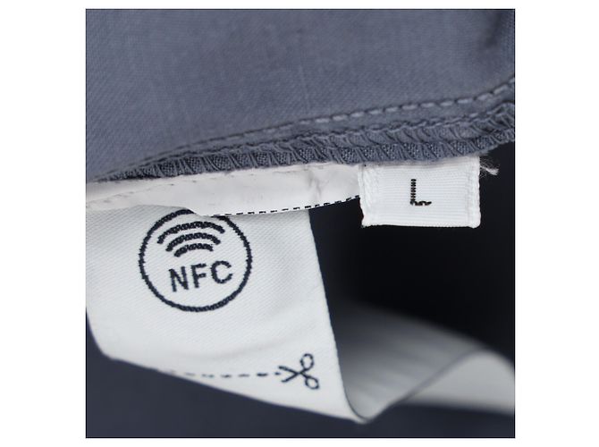 Camicia con zip e badge a bussola Stone Island in cotone grigio - vista 7