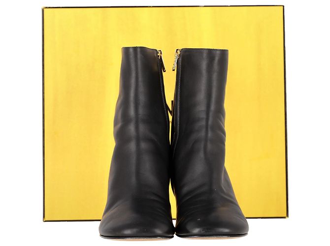 Stivaletti Fendi First in pelle nera Nero - vista 2