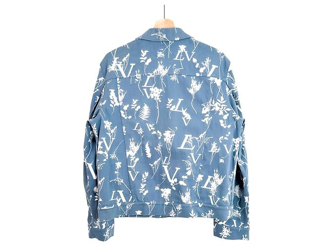Louis Vuitton Giacca trucker in denim multi-logo DNA Leaf da uomo Blu - vista 3