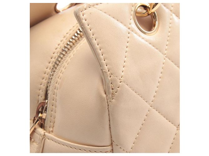 Borsa a Spalla Chanel Matelassé in Pelle di Agnello Beige - vista 8