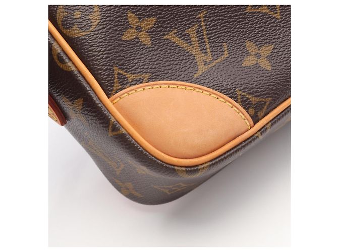 Borsa a Spalla Trocadero 27 di Louis Vuitton Marrone - vista 8