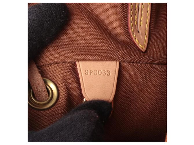 Zaino/borsa Montsouris MM Louis Vuitton Marrone - vista 5