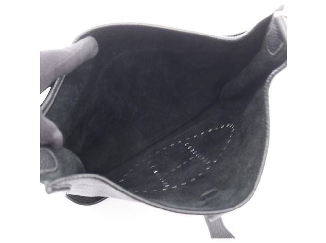 Borsa a Spalla Hermès Evelyn 3 Trois GM Nero - vista 3