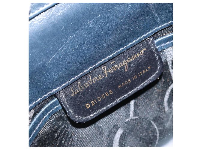 Borsa a Spalla Salvatore Ferragamo in Pelle Blu Navy Oro Auth bs33229 D'oro - vista 12
