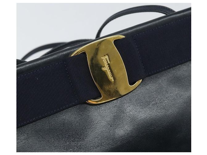Borsa a Spalla Salvatore Ferragamo in Pelle Blu Navy Oro Auth bs33229 D'oro - vista 17