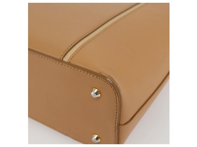 Burberry Borsa a mano in pelle beige oro Auth BA10666 D'oro - vista 16