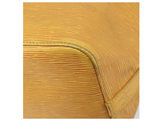 Noe LOUIS VUITTON Borsa a Spalla Petit Noé Epi Gialla M44109 LV Auth 171999 Giallo - vista 15