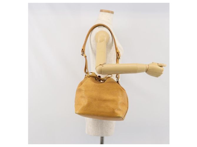 Noe LOUIS VUITTON Borsa a Spalla Petit Noé Epi Gialla M44109 LV Auth 171999 Giallo - vista 19