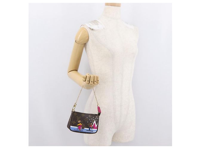 LOUIS VUITTON Mini Pochette Accessori Ski Bear Monogram M67769 168066SAM Monogramma - vista 24