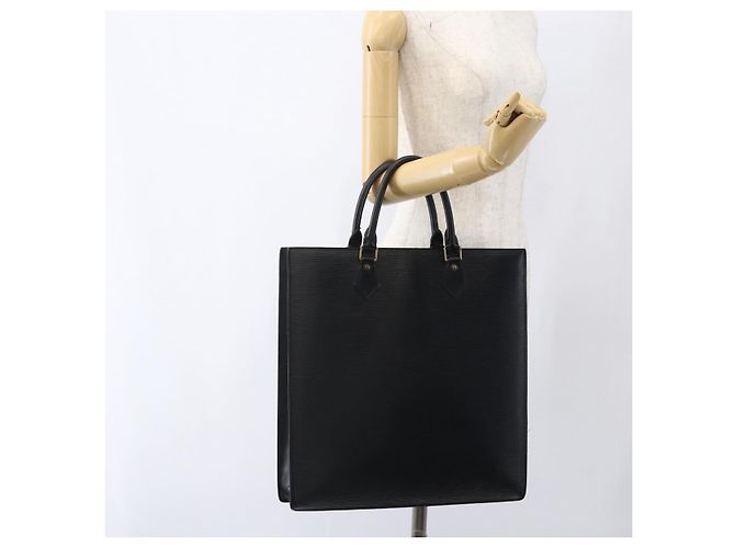 LOUIS VUITTON Sac Plat en Épi Noir M59082 LV Auth BA10662 - vue 21