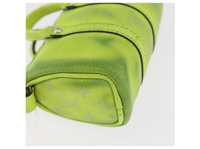 LOUIS VUITTON Taigalama Portachiavi Mini Keepall Charm Giallo M01048 Auth 171192 - vista 15