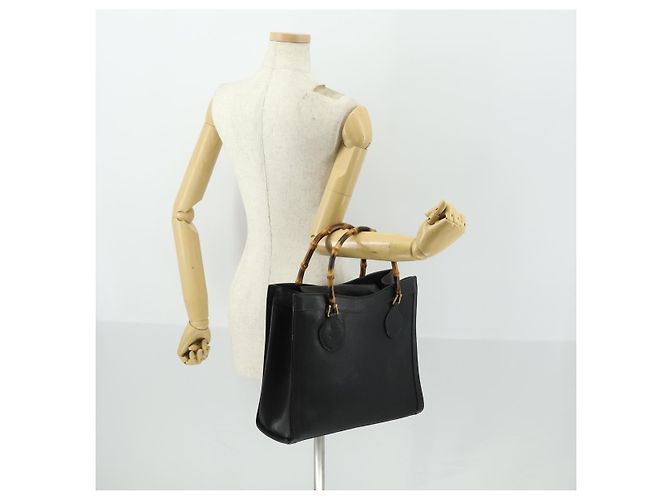 Borsa a mano in pelle Gucci Bamboo nera e oro 002 123 0260 Auth ep13295 Nero D'oro - vista 21