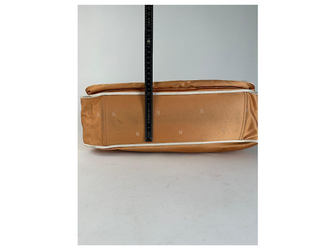 Vintage Courreges Monogramm Reisetasche Pfirsich Weiß Orange - Ansicht 12