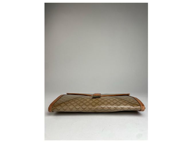 Céline Clutch in pelle monogramma Triomphe vintage di Celine beige e marrone D'oro - vista 6