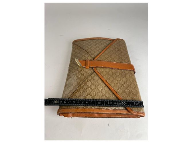 Céline Clutch in pelle monogramma Triomphe vintage di Celine beige e marrone D'oro - vista 7