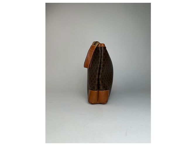 Triomphe Céline Clutch in pelle monogramma Celine Paris vintage marrone - vista 9