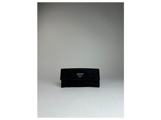 Vintage Prada Triangle Wallet Black - view 9