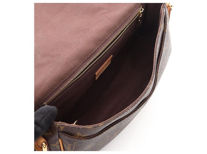 Borsa a Spalla Menilmontant PM Louis Vuitton Marrone - vista 3