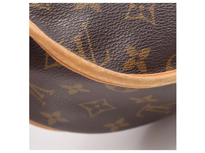Borsa a Spalla Menilmontant PM Louis Vuitton Marrone - vista 9