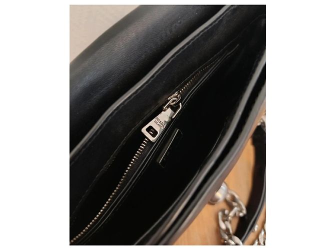 Borsa a mano Prada in pelle nera Nero - vista 5