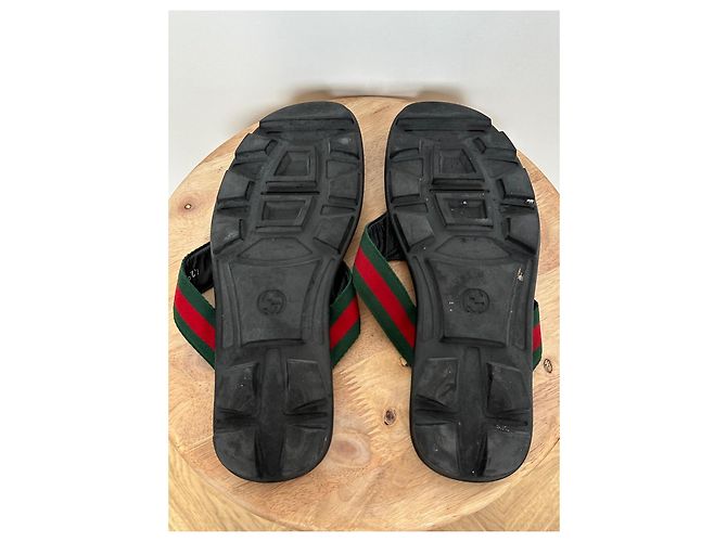 Sandálias Gucci de couro preto com faixa Web Vermelho Verde - vista 10