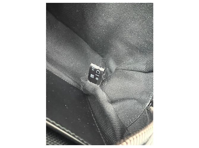 Borsa a tracolla monocromatica Gucci GG Marmont Small Camera Nero - vista 4