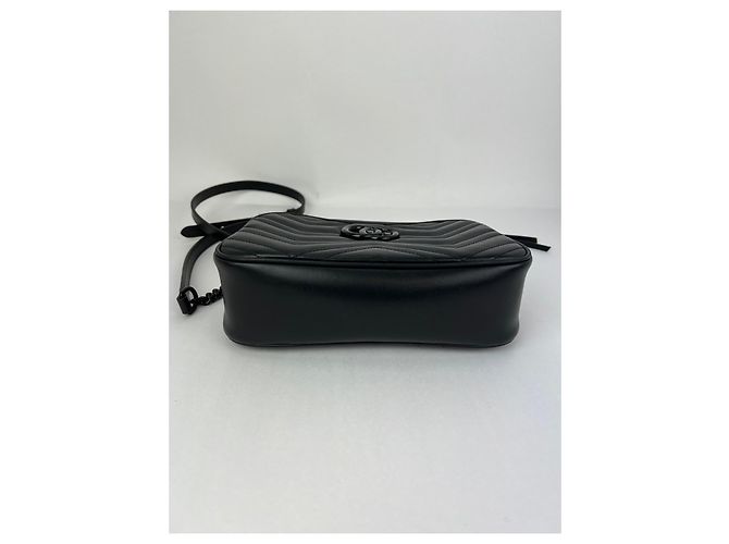 Borsa a tracolla monocromatica Gucci GG Marmont Small Camera Nero - vista 6