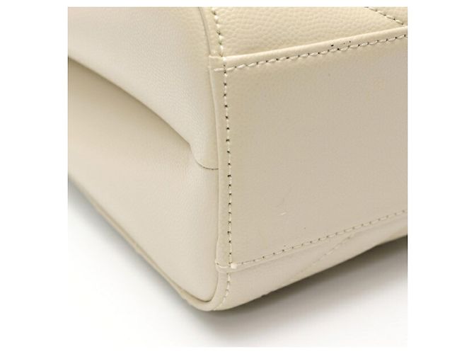 Saint Laurent Schultertasche aus elfenbeinfarbenem Leder mit Kette Roh - Ansicht 6