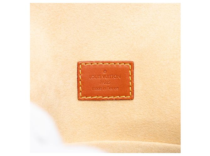 Louis Vuitton Marrom Nomade Lockit Vertical Caramelo - vista 5