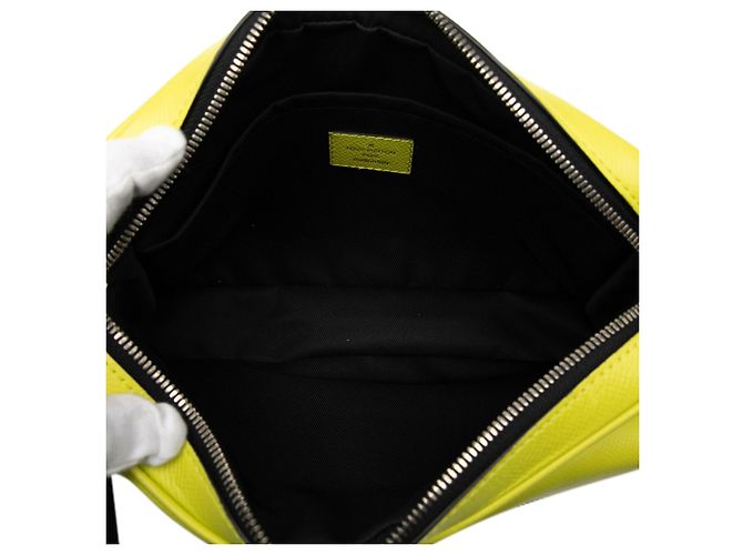 Messenger esterno Taigarama Monogram giallo Louis Vuitton - vista 4