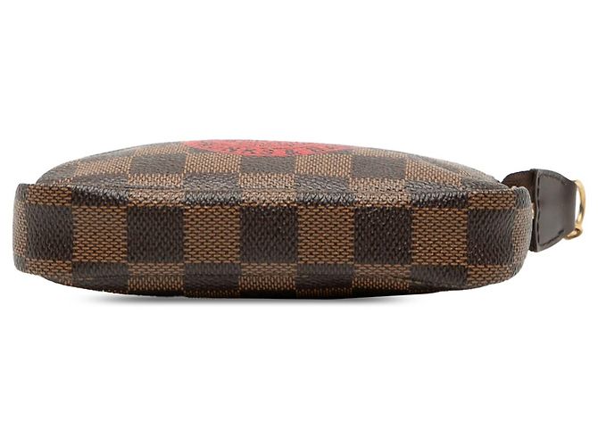 Mini Pochette Accessoires Louis Vuitton em Damier Ébène Marrom - vista 3