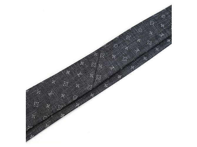 Cravatta in seta Monogram Louis Vuitton Grigio - vista 4