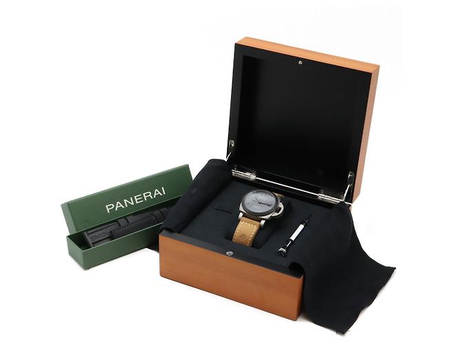 Panerai Luminor Marina Titan Braun - Ansicht 7
