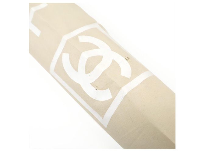 Timeless Regenschirm aus Nylon-Leinwand mit Coco Mark-Logo von Chanel Weiß - Ansicht 9