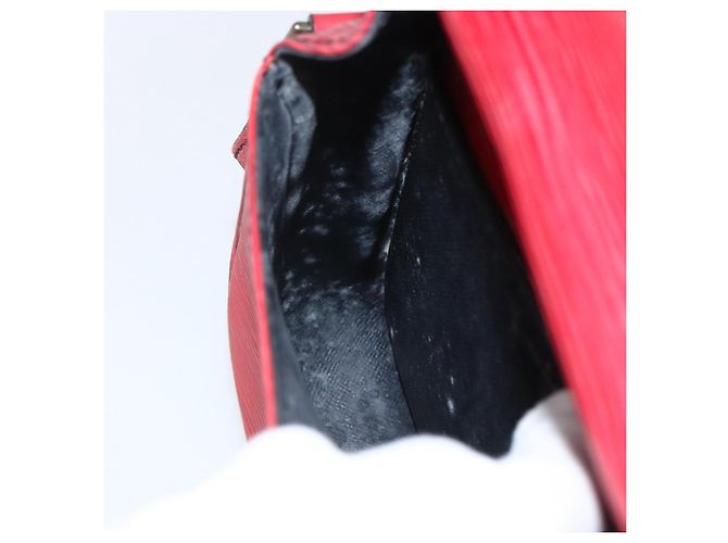 LOUIS VUITTON Borsa a Spalla Epi Saint Cloud PM Rossa M52217 LV Auth 171556 Rosso - vista 23