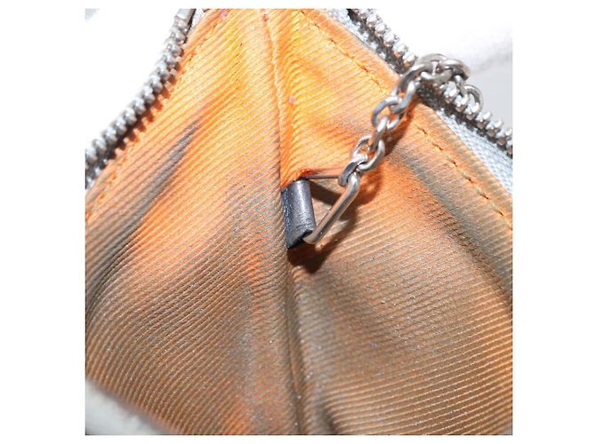 LOUIS VUITTON Monogram Satellite Llave Pouch Plata MP2217 LV Auth 170875 - vista 11
