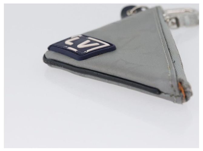 LOUIS VUITTON Monogram Satellite Llave Pouch Plata MP2217 LV Auth 170875 - vista 3