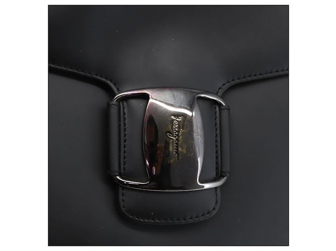 Vala Schultertasche aus Leder Silber Schwarz Salvatore Ferragamo Auth ka2360 - Ansicht 10