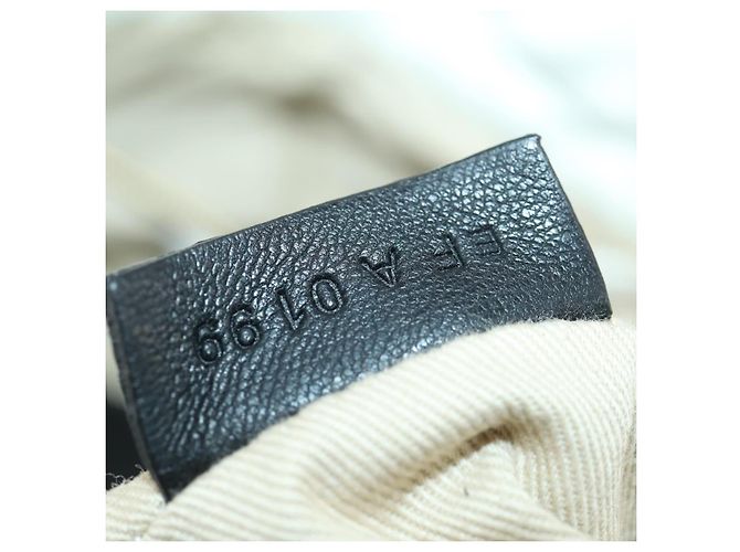 Zaino GIVENCHY in pelle bianca e oro Auth BA10327 Bianco D'oro - vista 12