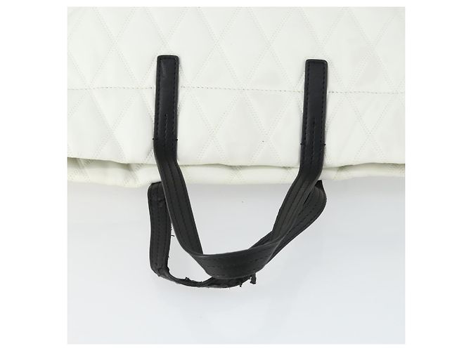 Zaino GIVENCHY in pelle bianca e oro Auth BA10327 Bianco D'oro - vista 14
