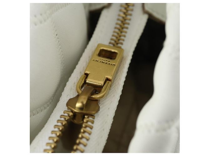 Zaino GIVENCHY in pelle bianca e oro Auth BA10327 Bianco D'oro - vista 22