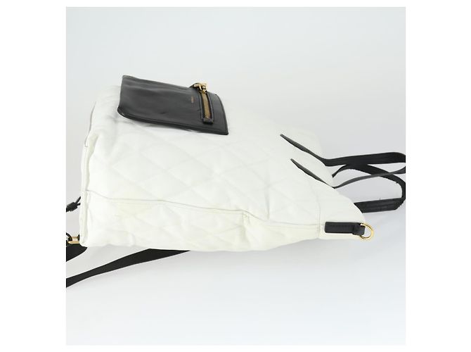Zaino GIVENCHY in pelle bianca e oro Auth BA10327 Bianco D'oro - vista 3