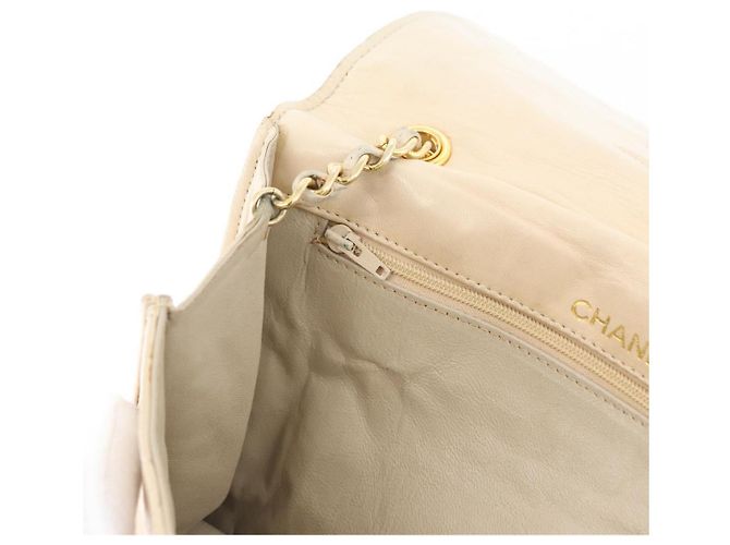 CHANEL Borsa a Spalla Matelassé in Pelle di Agnello Beige Oro CC Auth BA10672 D'oro - vista 24