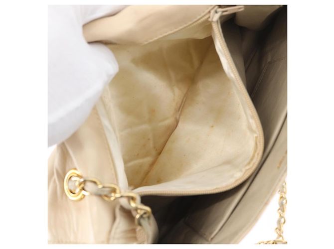 CHANEL Borsa a Spalla Matelassé in Pelle di Agnello Beige Oro CC Auth BA10672 D'oro - vista 25