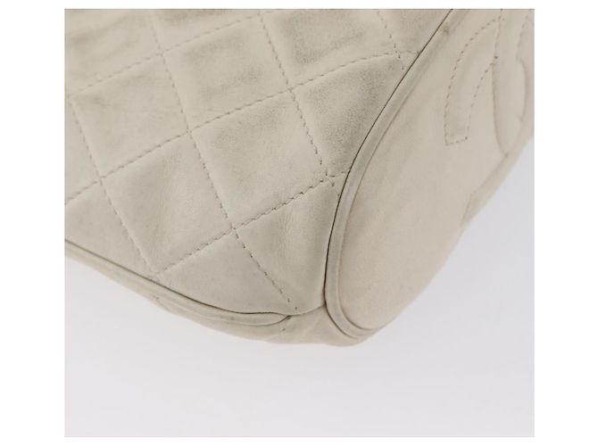 CHANEL Borsa a Spalla Matelassé in Pelle di Agnello Avorio Oro CC Auth 170897 D'oro Crudo - vista 16