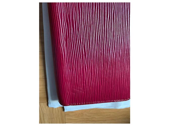 Louis Vuitton Langer Zippy Geldbeutel Epi Kirschrot Bordeaux - Ansicht 2